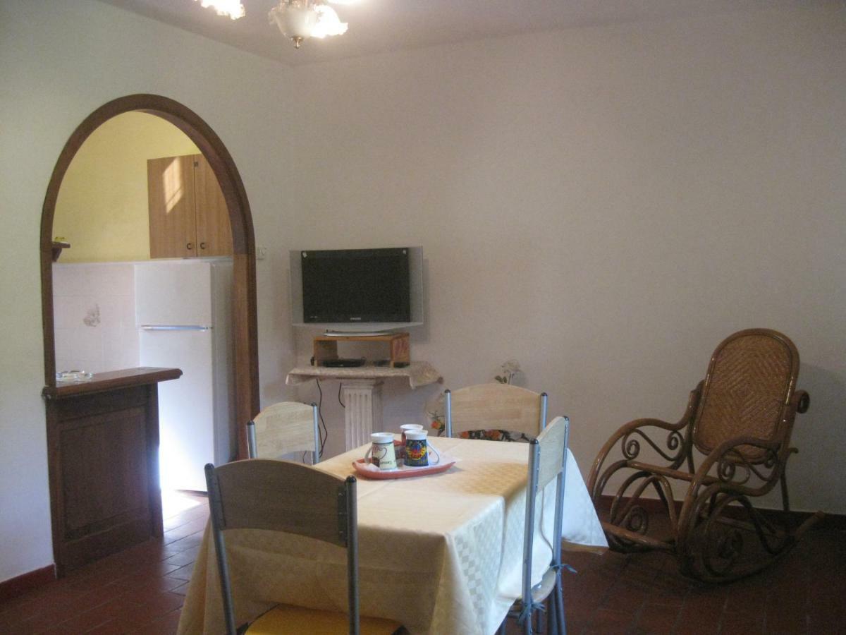 Apartmán Alloggio Turistico Mooneyes Castiglione In Teverina Exteriér fotografie